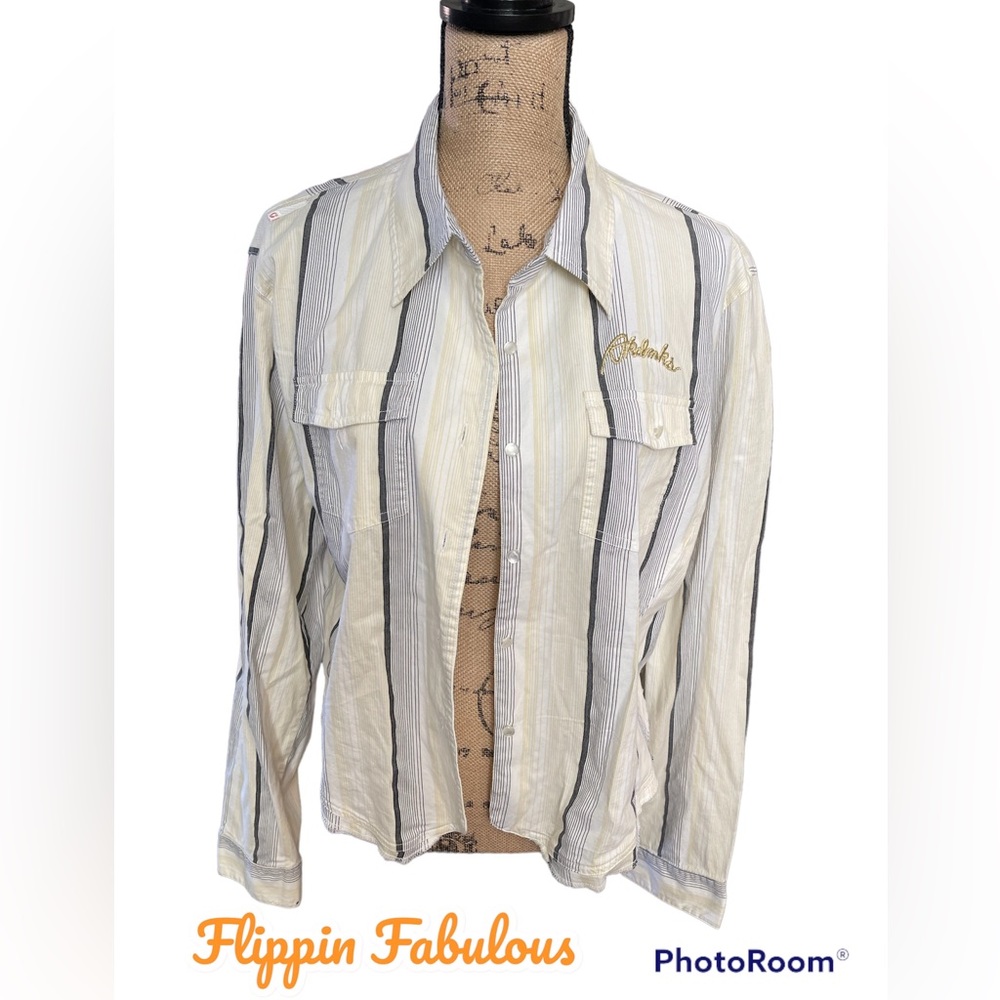 NWT~Akdmks unique womens button up